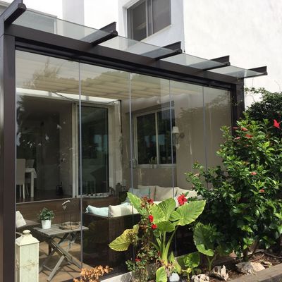 Cerramientos de terrazas con techos móviles