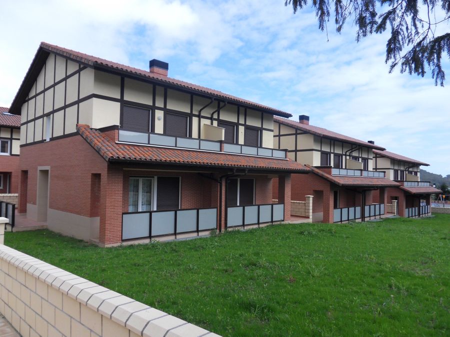Casa unifamiliar pareada