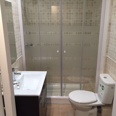 Sanitarios de loza y cerámicos