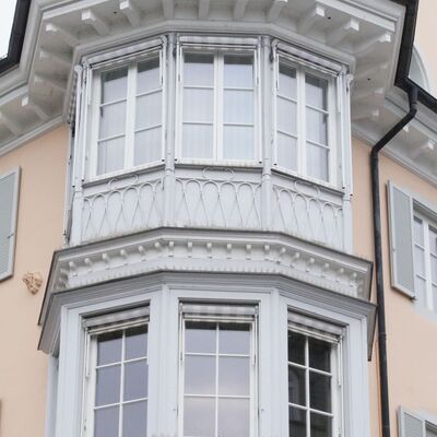 Precio de cerrar un balcón pequeño con PVC 