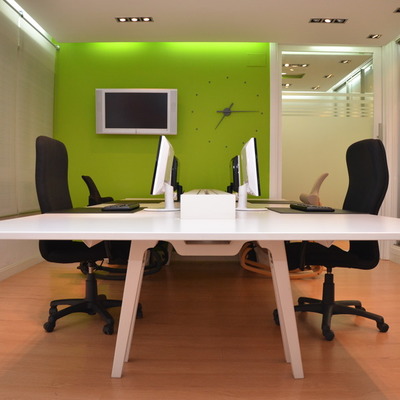 Pintar las oficinas de color verde