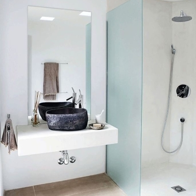 Cambiar la bañera por una ducha