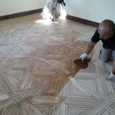 Emplastecido de suelos de madera