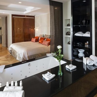 La limpieza de muebles y tapicerías