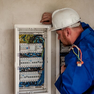 Puesta a tierra sólida