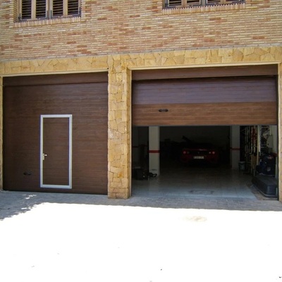 Precio de cambiar el motor de una puerta de garaje