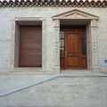 Fachada en travertino