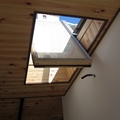 buhardilla con ventana