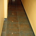 PAVIMENTO PORCELANICO