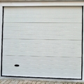Puerta acanalada