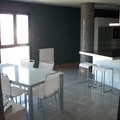 stucco gris en columna