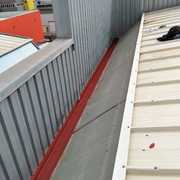 IMPERMEABILIZACIÓN DE CANALES DE NAVE INDUSTRIAL CON POLIURETANO LÍQUIDO Y FIBRA DE POLIÉSTER
