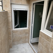 Hacemos un piso integral en Mataró falta silicona y pintura