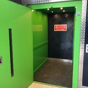 Instalaciones de trasteros con Montacargas