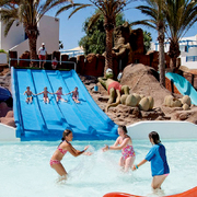 Piscina parque acuático.