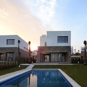 13 villas unifamiliares