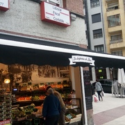 Bambalina Impresa para Frutería en Oviedo