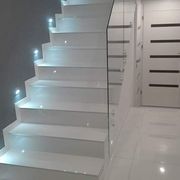 Creación de automatizaciones en pasillos, escaleras, y todo tipo de espacios