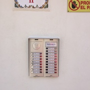 PORTERO ELECTRÓNICO PARA 72 USUARIOS