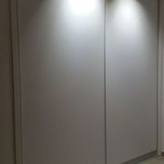 Armario empotrado con puertas correderas