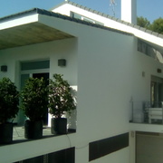 Lateral