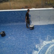 CONSTRUCCIÓN DE PISCINA