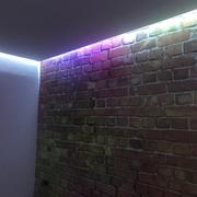 Tabique con impresion de ladrillo con techo suspendio aconsicionado para luces led
