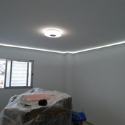 MOLDURA CON TIRA LED