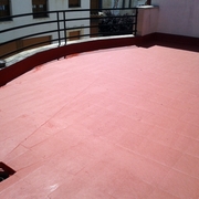 IMPERMEABILIZACION DE TERRAZA CON CAUCHO EN ROJO