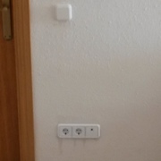 montatge de endolls mes toma telèfon