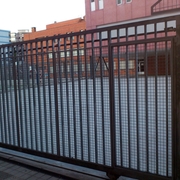 PUERTA CORREDERA ACERO GALVANIZADO MOTORIZADA