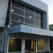 Oficinas y deposito para empresa de servicios