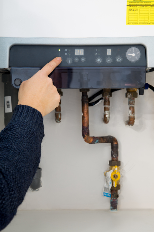 CALDERA DE CONDENSACIÓN EN ARMARIO ESTANCO