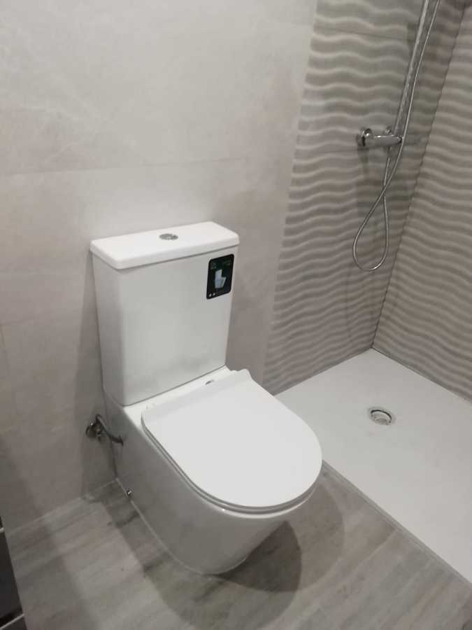 cambio de aparatos sanitarios de baño (inodoro,lavabo,plato de ducha,bañera)