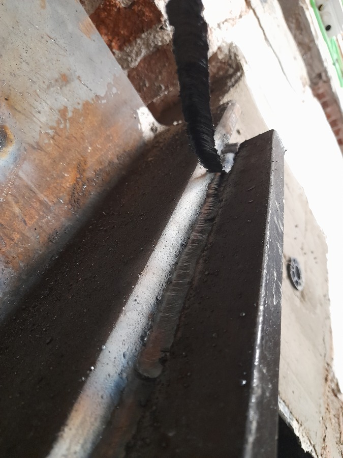 Profesional soldador (MIG/MAG y Electrodo)