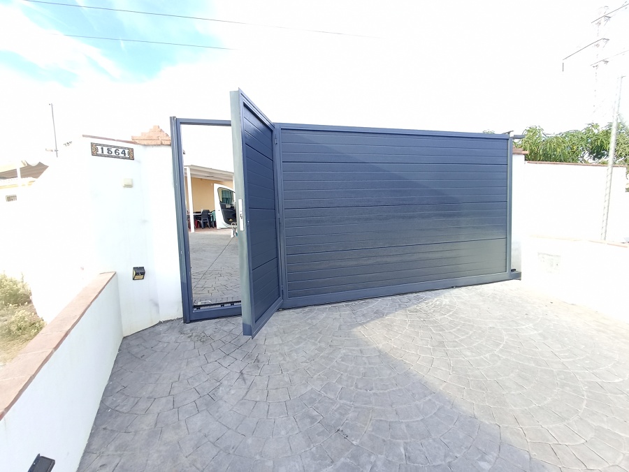 Puerta corredera vista exterior