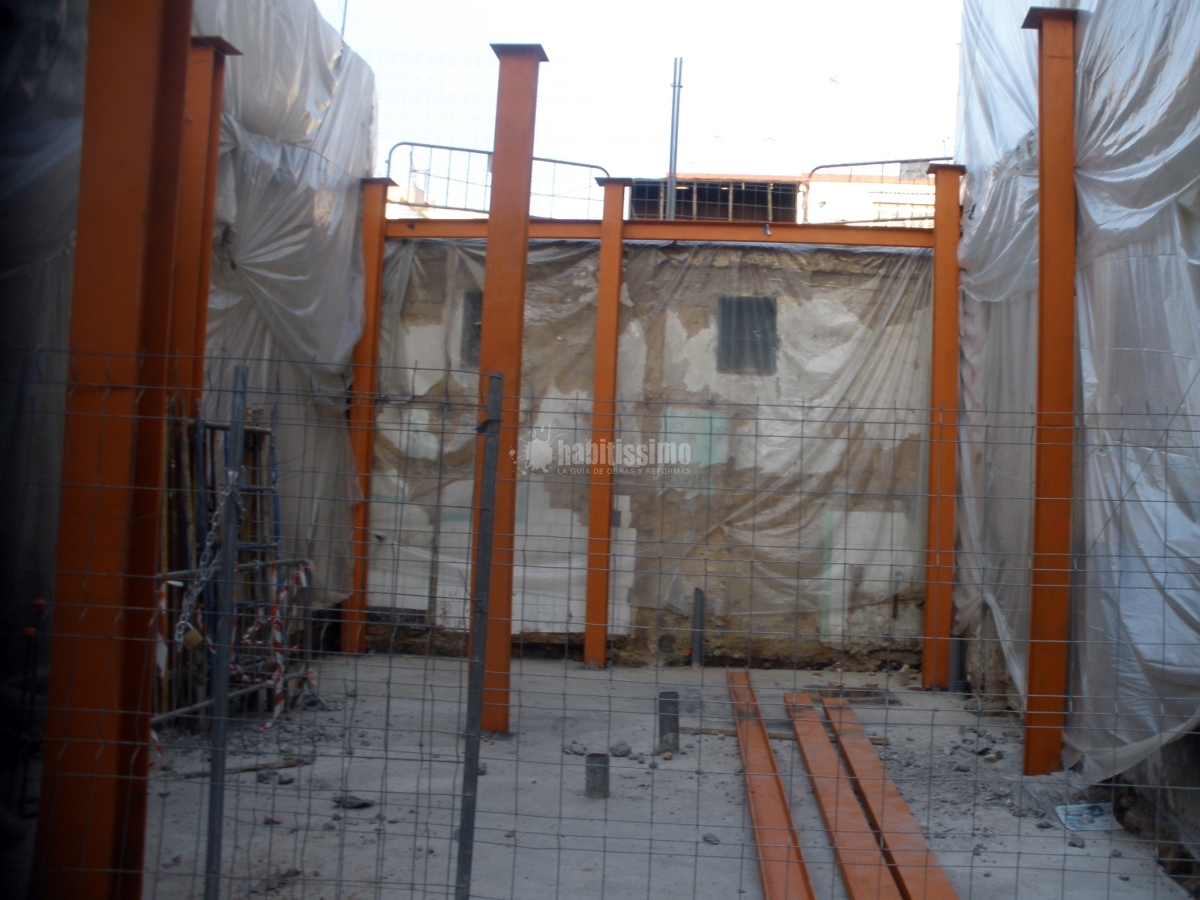 Arquitectos Técnicos, Delineantes