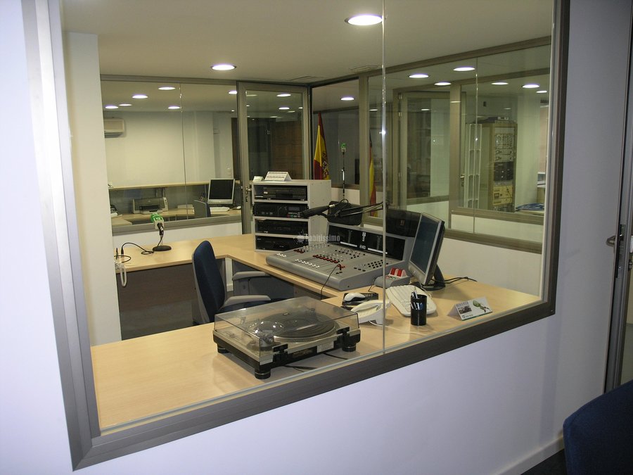 Reformas Viviendas, Moquetas Cesped Artifcial, Construcciones Reformas