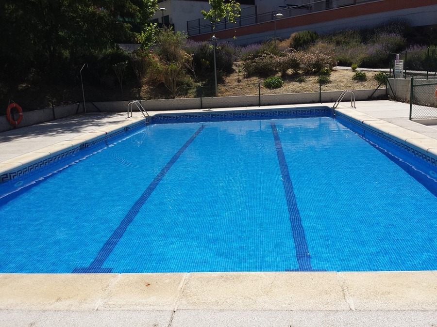 MANTENIMIENTO DE PISCINAS