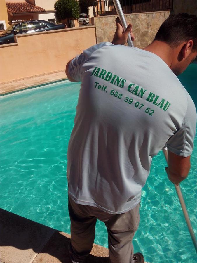 Limpieza de piscinas 