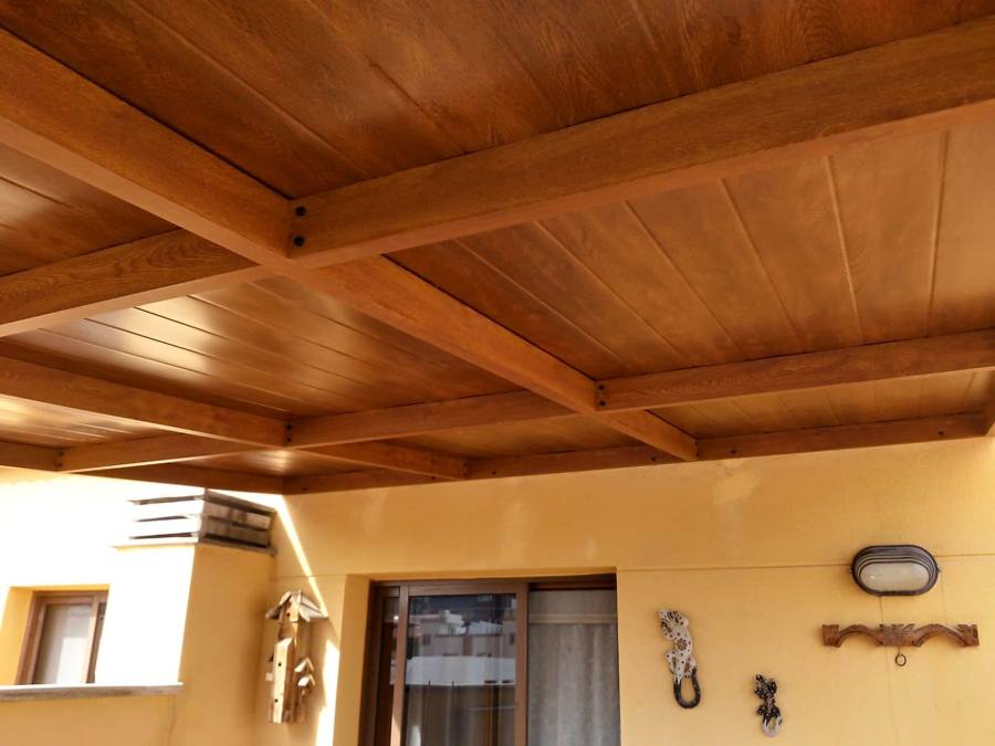 Foto: ????pergola en Imitación Madera y Tejas de Aluar #2922848 ...