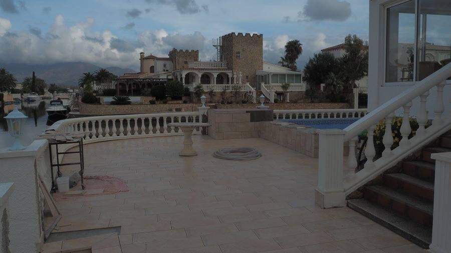 Terraza nueva y reformar piscina