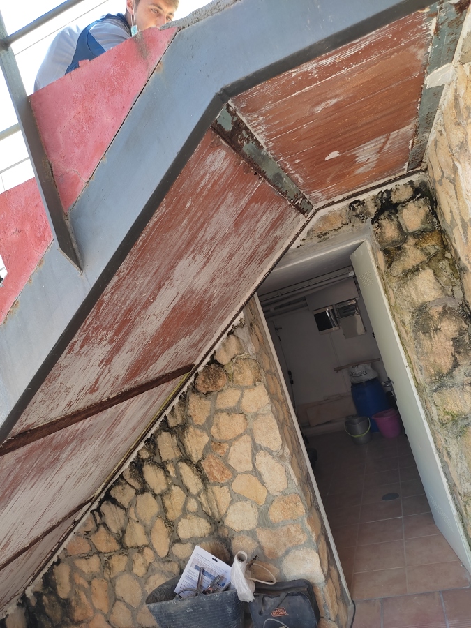 REABILITAR ESCALERA EXTERIOR