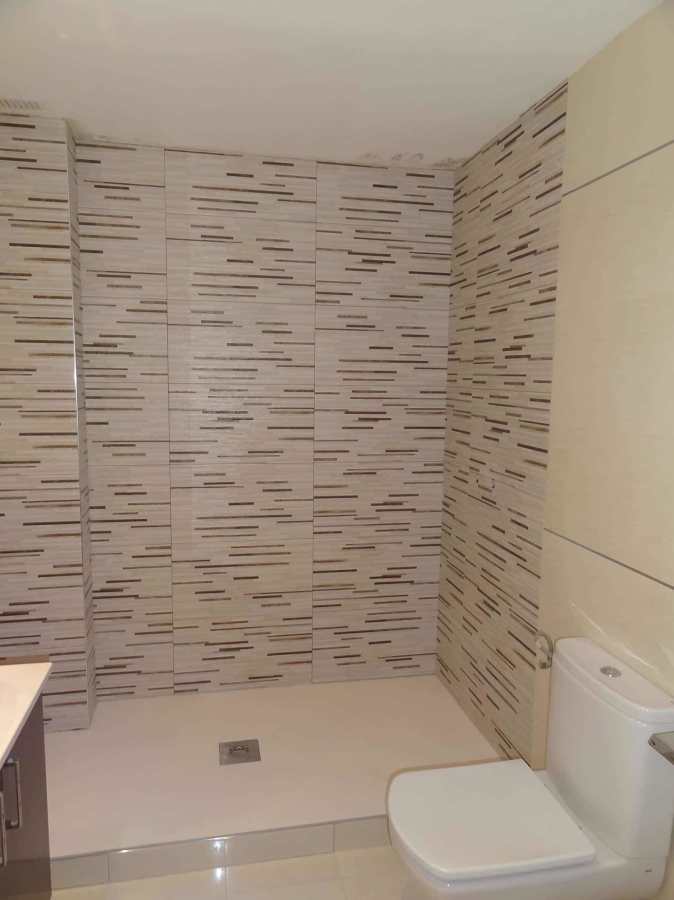alicatado de baño