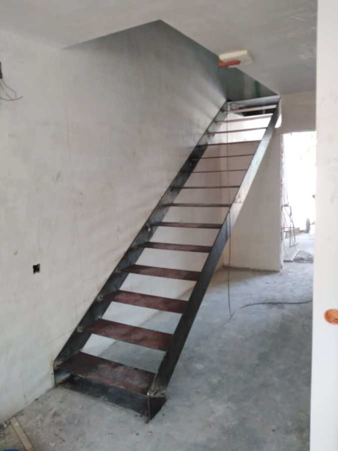 Escalera de hierro