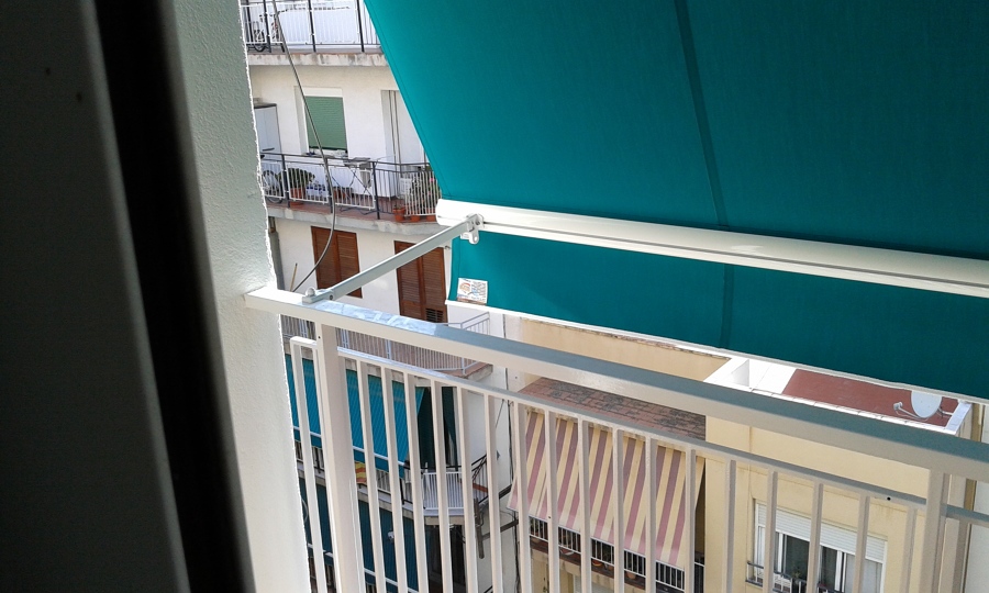 Toldo brazo stor