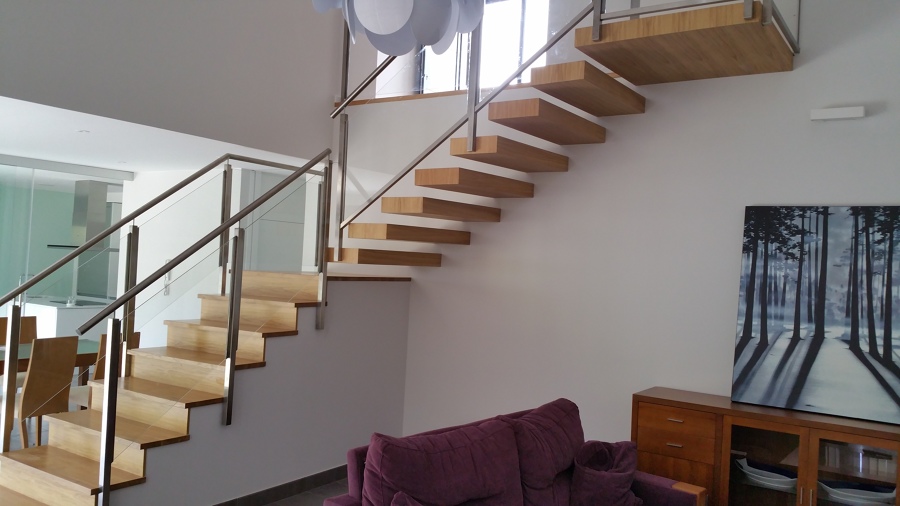 Escalera suspendida