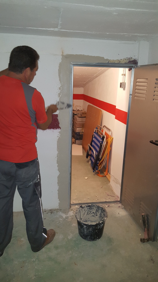 Puertas de trasteros