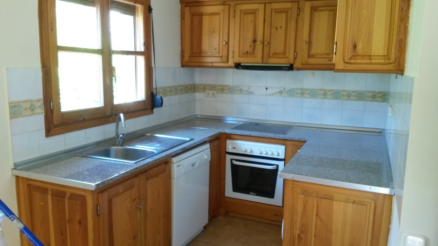 Foto: Barra Encimera de Obra en Cocina de Construcciones Olivares y