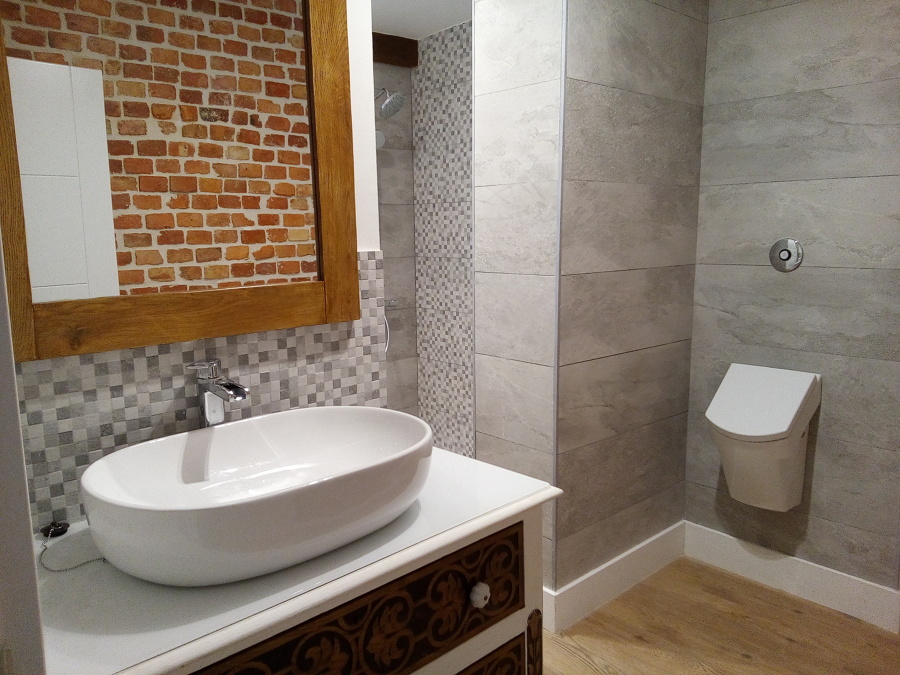 lavabo y urinario